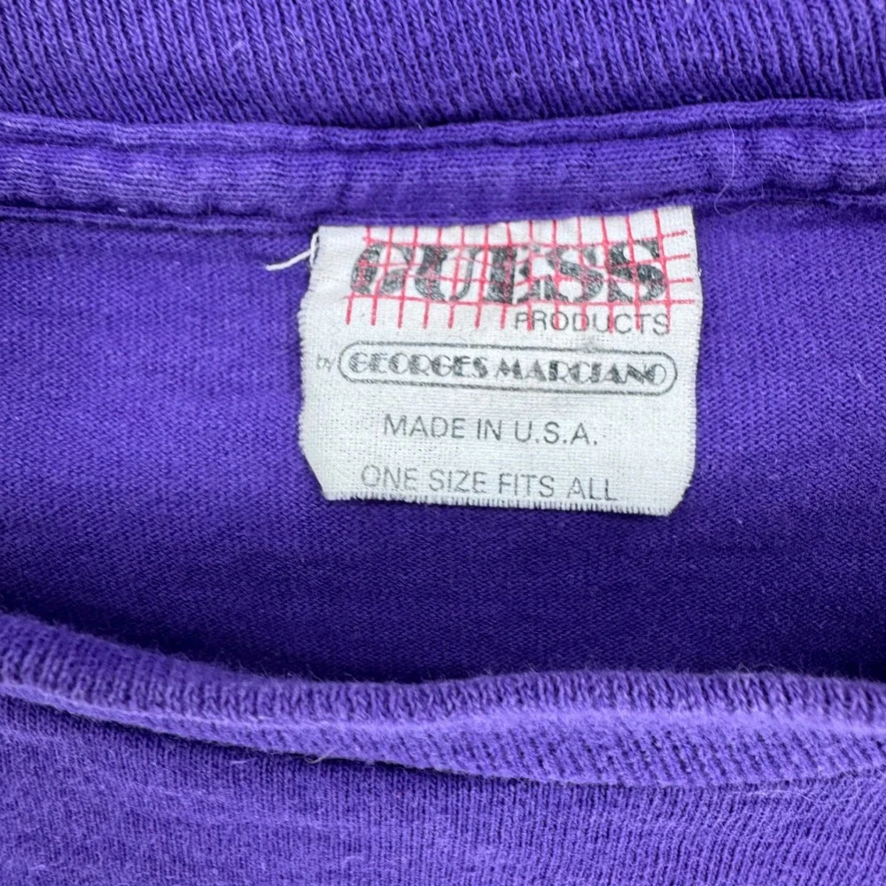 Vintage 1990 Guess Georges Marciano Purple Graphic T-Shirt New York Paris USA M - Picture 3 of 7